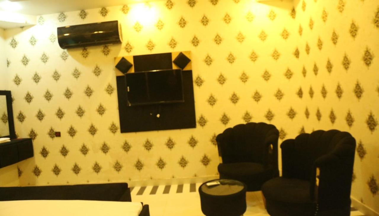 Hotel De Smart ムルターン エクステリア 写真